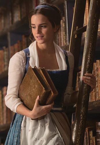 Emma Watson on the set of Beauty and the Beast 11