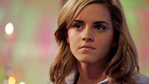 Emma Watson: Classic Beauty in Portrait (1920x1080)